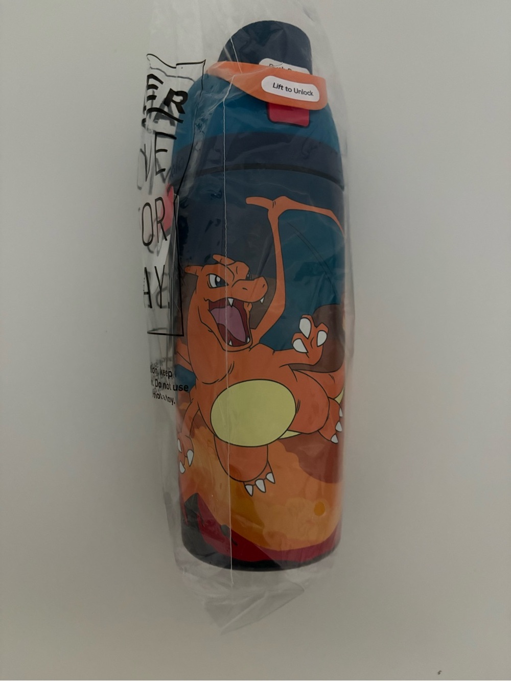 NEW Pokémon x Owala FreeSip 24oz Water Bottle – Charizard